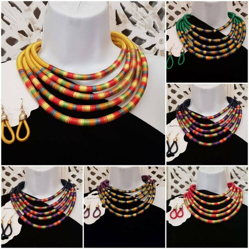 Parure,collier style ėthnique,style bohème, colorée(handmade) quantité limitée .masaaï,african style necklace.