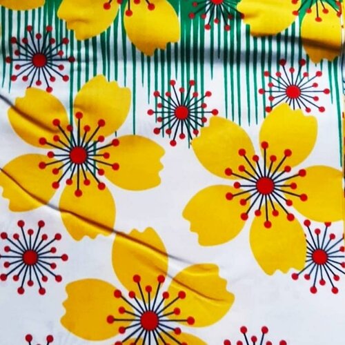 Tissu wax,motif fleuri ,joli dégradé de couleurs chatoyantes,à partir de 50cm/116cm de largeur.ankara fabric.