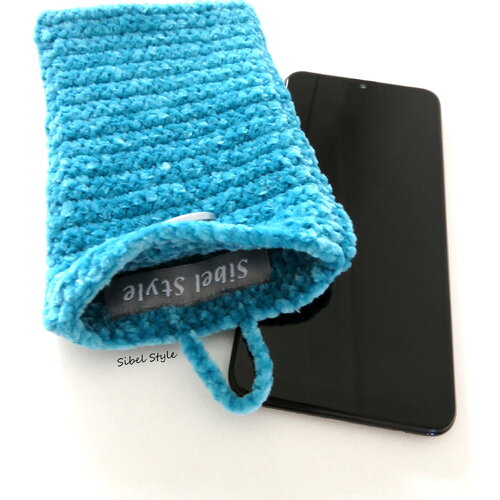 Housse téléphone portable crochet fait main velours bleu turquoise, étui smartphone, pochette cellulaire, cadeau anniversaire femme fille