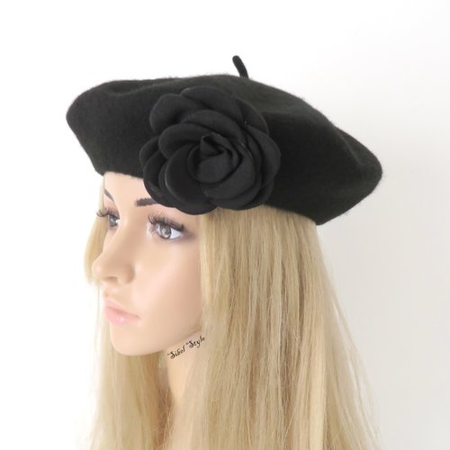 Béret en feutre de laine coloris noir pou femme fleur fait main, chapeau chic, bonnet d'hiver, couvre chef, cadeau anniversaire noël