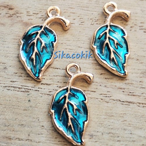 5 breloques feuilles bleu et métal rose gold