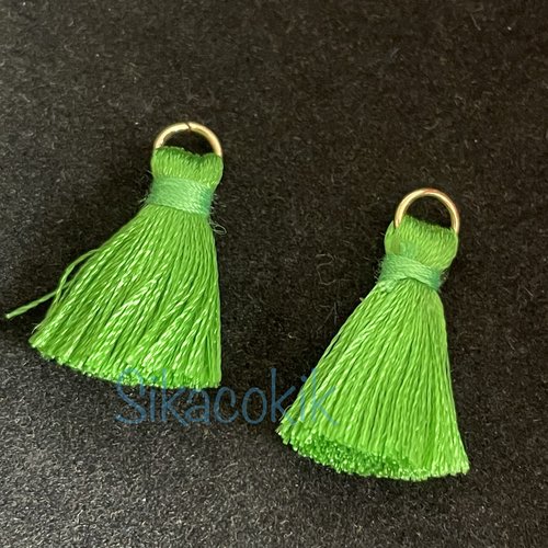 5 pompons vert 25mm