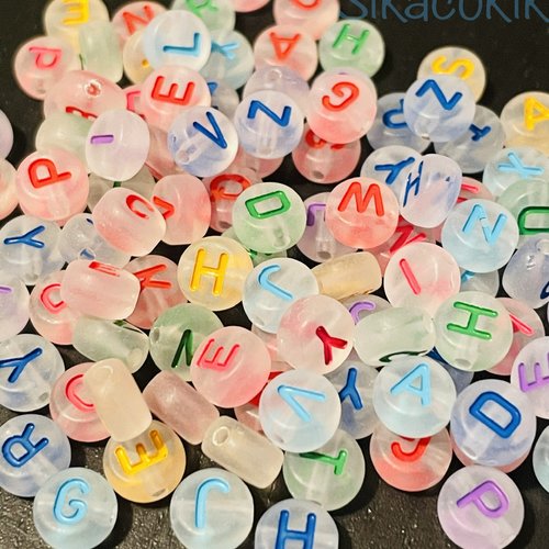 50 perles rondes transparentes mat lettres couleurs 7mm