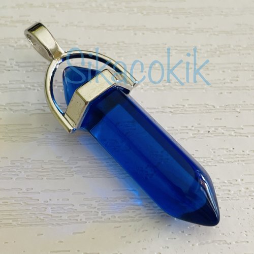 1 breloque pendentif gemme transparente bleu saphir