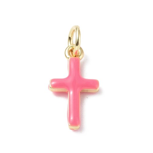Pendentif croix émaillée rose fuchsia en laiton plaqué or – petite breloque religieuse 15 mm