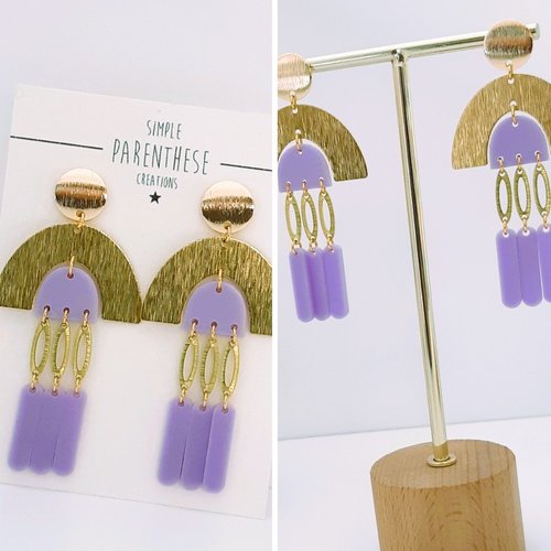 Boucles d'oreilles en laiton et acrylique mauve