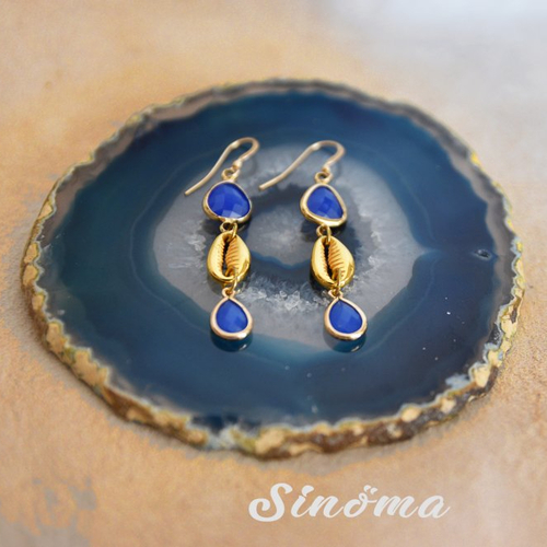 Boucles d'oreilles coquillage cauri & or