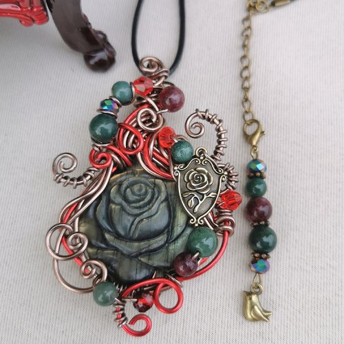 Médaillon labradorite verte rose