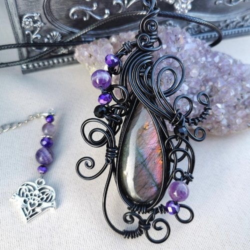 Médaillon labradorite mauve
