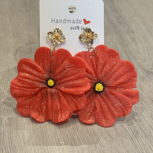 Boucles d’oreille l’élégance en fleur