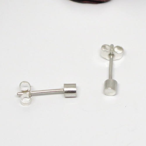 Boucles d'oreilles tube argent massif 950. puces d'oreilles cylindre. bijoux unisexe