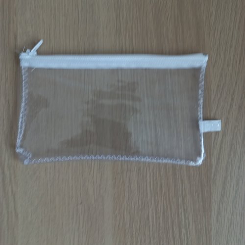 Trousse transparente