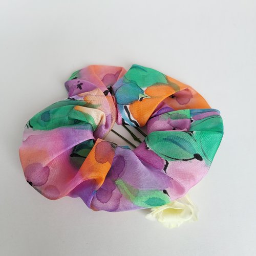 Chouchou en soie, chouchou fleuri, accessoire cheveux, élastique cheveux femme, bracelet en soie, cadeau pour elle