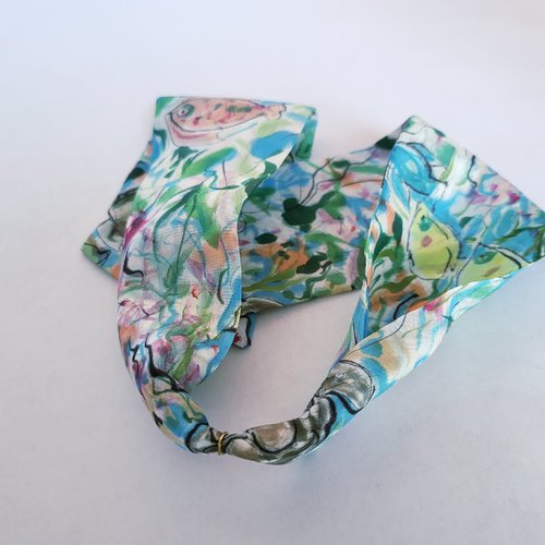 Bracelet ruban de soie peint main motif tortues et fond marin