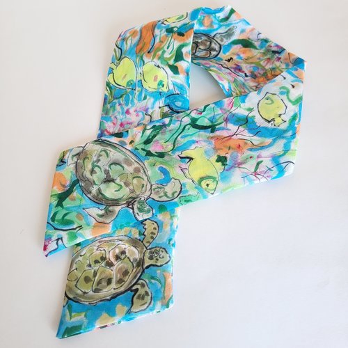Bracelet ruban de soie peint main motif tortues et fond marin