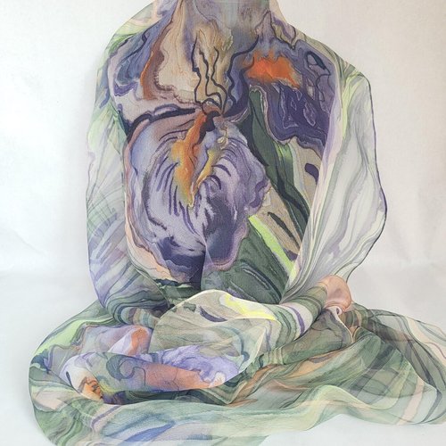 Echarpe en mousseline de soie peinte à la main motif fleuri iris : taille 150 x 40 cm