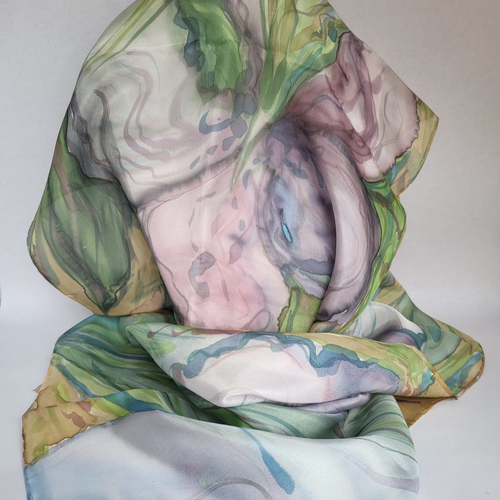 Etole en soie peint main iris