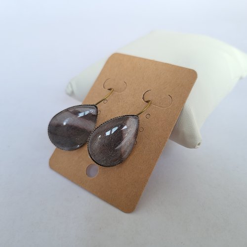 Boucle d'oreille cabochon en soie