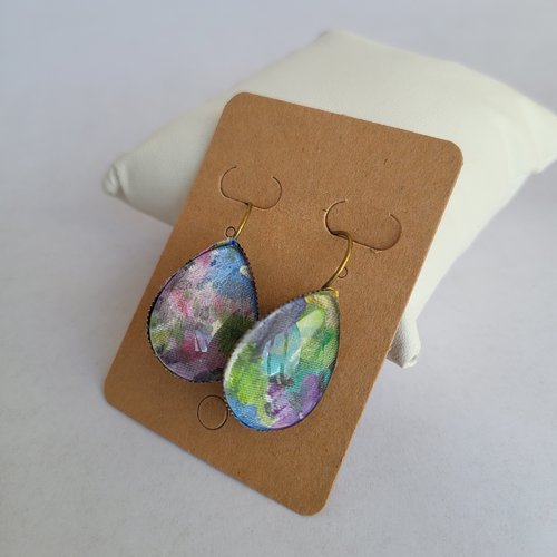 Boucles d'oreilles cabochon goutte en soie