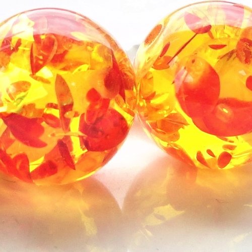 Perle ronde 15 mm, perle ambre, inclusion rouge, résine, doré,