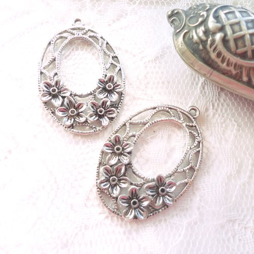 Chandelier boucle d'oreille, connecteurs argent ovale, pendentif fleur, estampe, filigranée, fleur, ovale