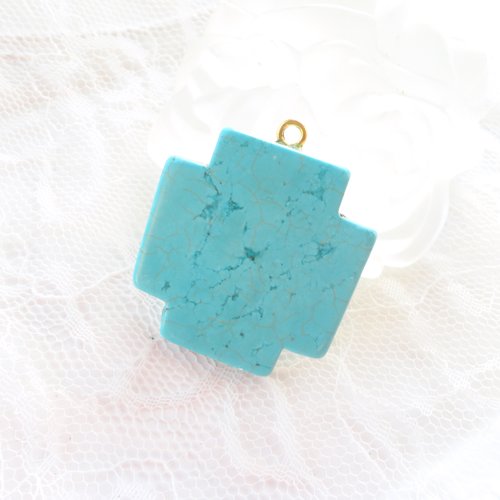 Pendentif croix bleu turquoise, pierre bleu, gemme turquoise, howlite, bijoux, collier