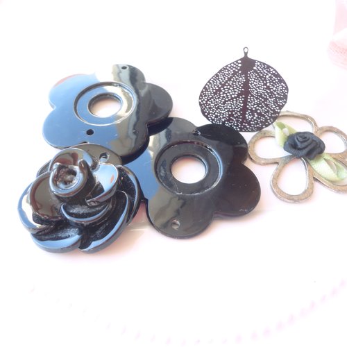 Lot perle fleur noire, connecteur bijoux, connecteur fleur, perle vintage, pendentif,