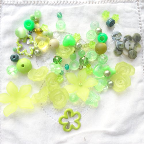 Lot perles acryliques, perles résines, destockage, fleur, ronde,  coeur,vintage,