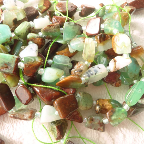 Jade australien vert, pépites de chrysoprase, pierre naturelle, bijoux, lithothérapie, diy,