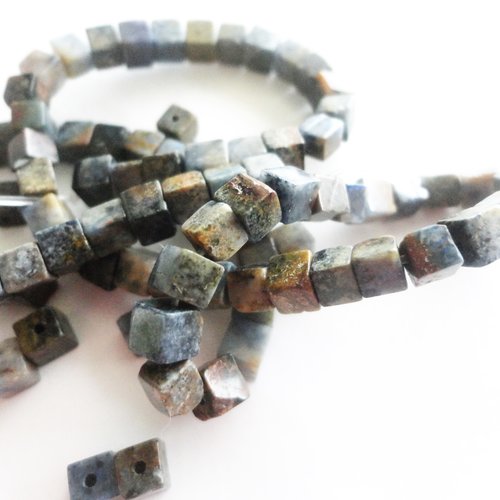 Quartz naturel bleu, perle cube , pierre dumortiérite, 4 mm, pierre bleue, diy