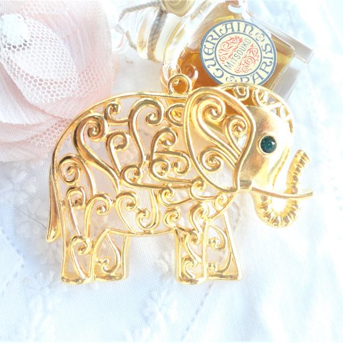 Pendentif bohème doré, pendentif éléphant, cristal swarovski, création, bijoux, ethnique
