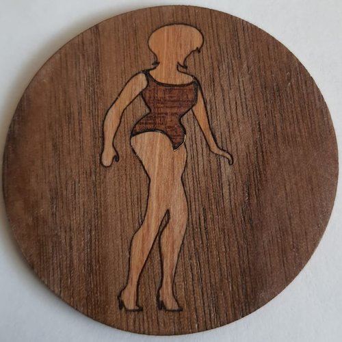 Magnet marqueterie "femme en maillot de bain foncé"