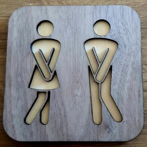 Pancarte pour wc en relief et en bois