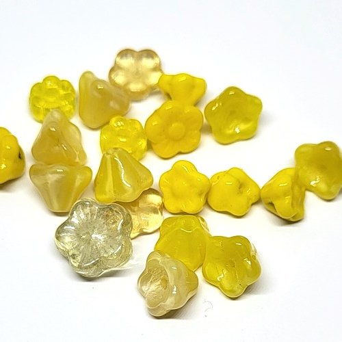 Mix 20 perles fleurs jaunes