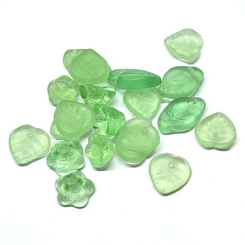 Mix de 20 perles vertes 2