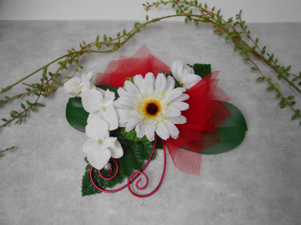 Décoration de table rouge et blanche - centre de table en fleurs  artificielles,mariage - Un grand marché