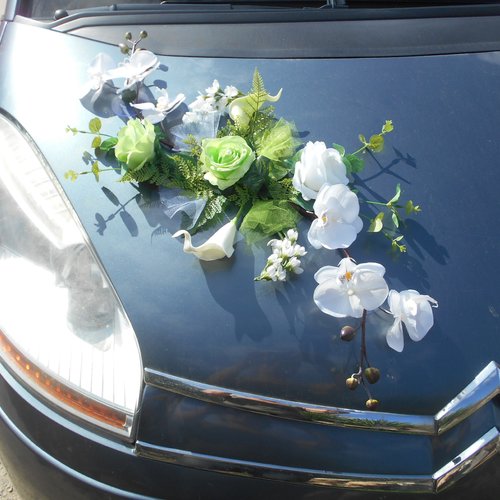 25 idées de Voiture fleurie  voiture mariage, deco voiture