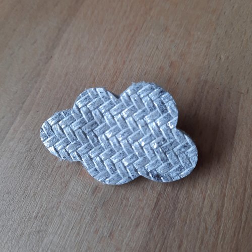 Broche nuage