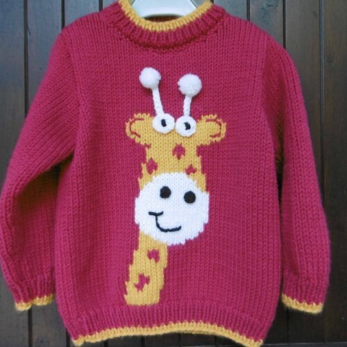 Pull enfant fille motif girafe tricoté main de 2 ans à 6 ans