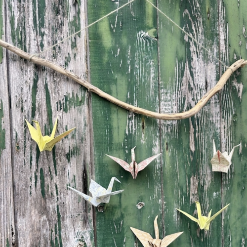 Mobile origami grues — un envol tout en douceur