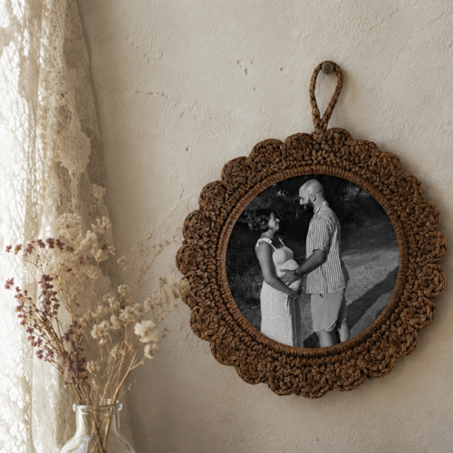Cadre photo au crochet personnalisé — décoration murale vintage en coton et tissu
