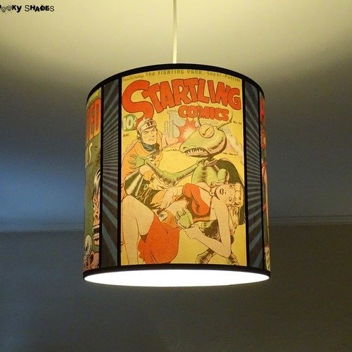 Lampe à suspendre jaune comics vintage - bande dessinée, lampe pin-up, lampe plafond, plafonnier, abat jour plafond, geek