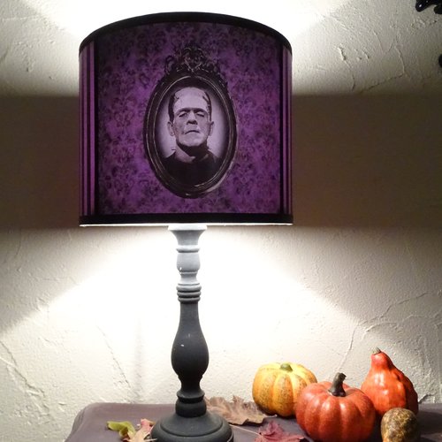 Abat jour gothique violet pour lampe à poser fiancée de frankenstein - diamètre 25 cm - décoration victorienne, film d'horreur