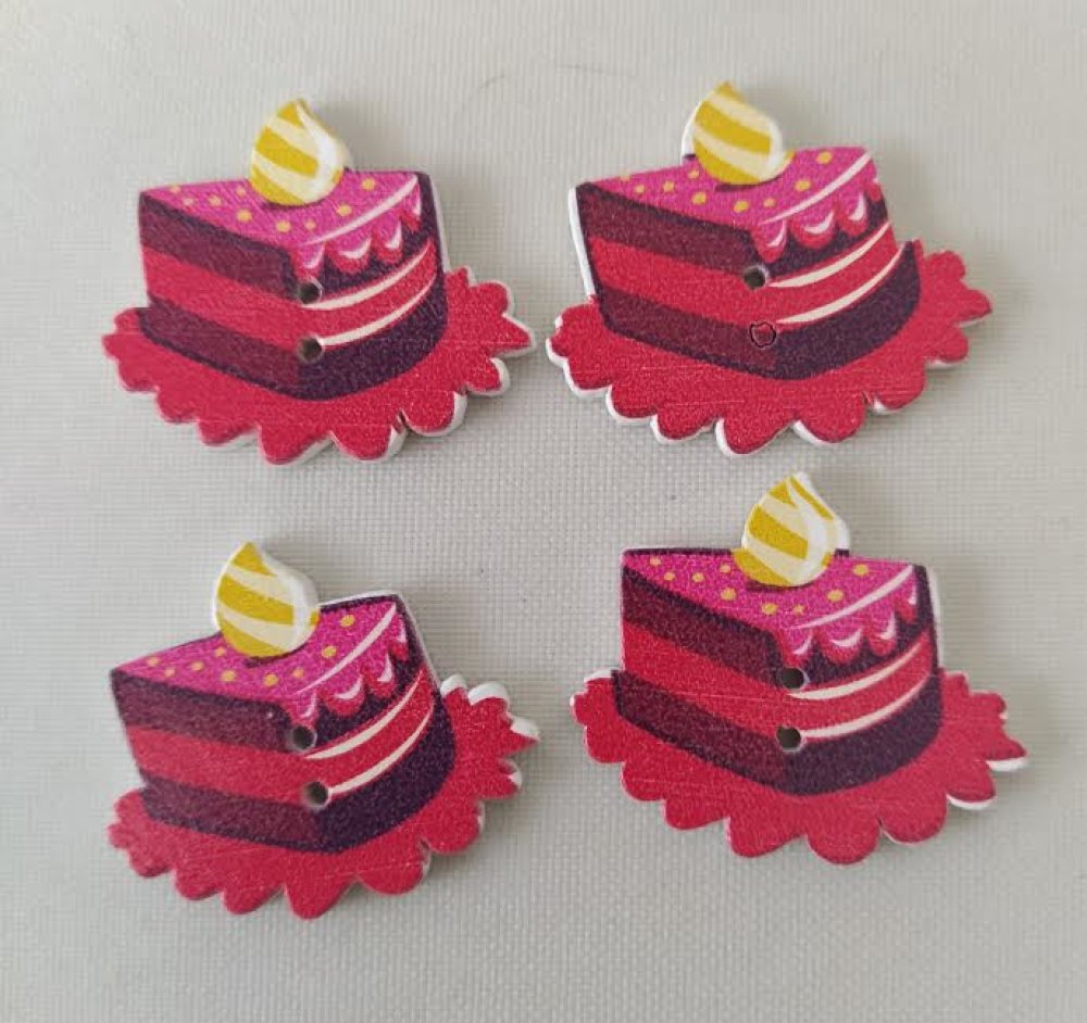 Lot 4 Gros Boutons Gateau D Anniversaire Rouge Un Grand Marche