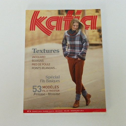 Catalogue tricot katia  textures n °9  , spécial fils basiques
