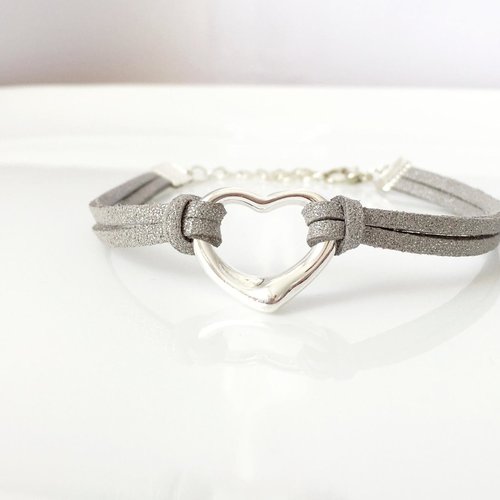Bracelet gris avec coeur d'argent love bijoux cadeau de saint valentin unisexe 