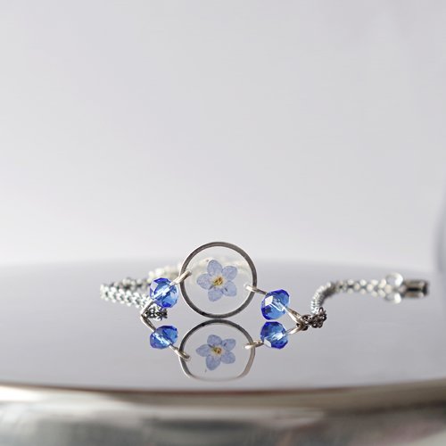 Bleu pressé fleur de bracelet pour les femmes myosotis  bijoux eco amical or argent bracelet cadeau personnalisé pour elle