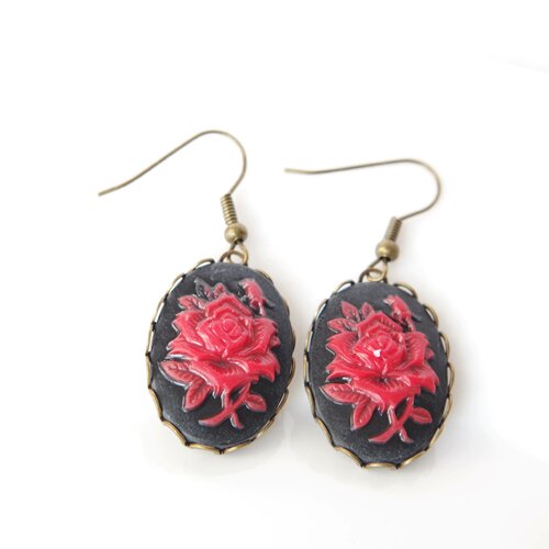 Boucles d'oreilles rose gothique rouge ,bijoux camée  victoriens  idée cadeau fête des grands-mères - cadeau mamie