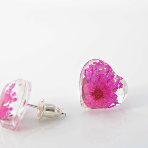 Petites boucles d'oreilles fleurs roses fleurs dans de la résine petites fleurs boucles d'oreilles cœur