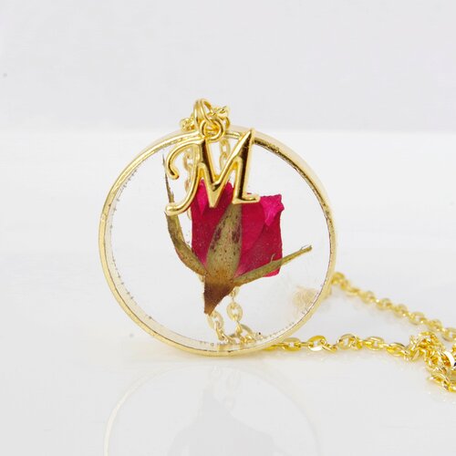 Collier doré vraie rose collier personnalisé collier avec des initiales rose dans de la résine collier romantique collier pour elle 